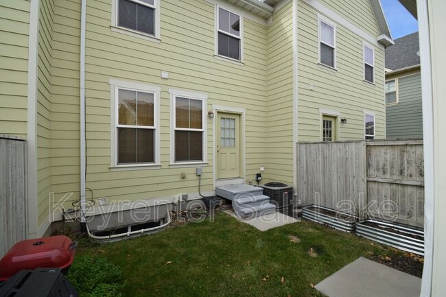 Building Photo - 10533 S Oquirrh Lk Rd