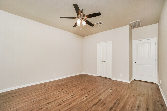 Building Photo - 1338 Ace Ranch St