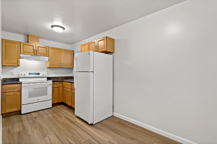 Building Photo - 3319 Nevin Ave