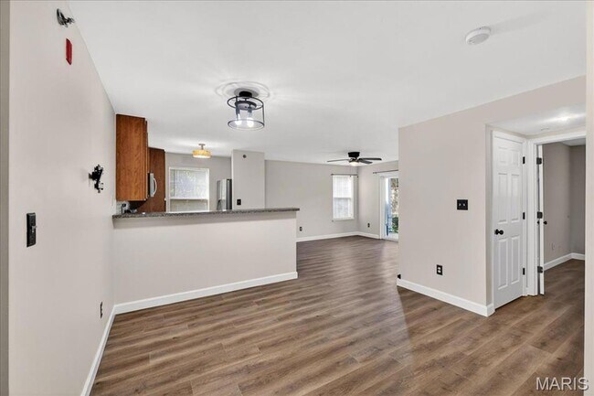 Building Photo - 4103 Spring River Dr