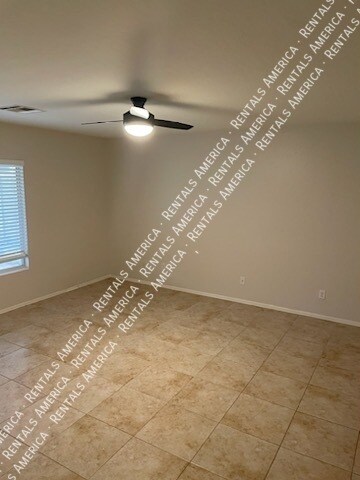 Building Photo - 4819 E Whitehall Dr