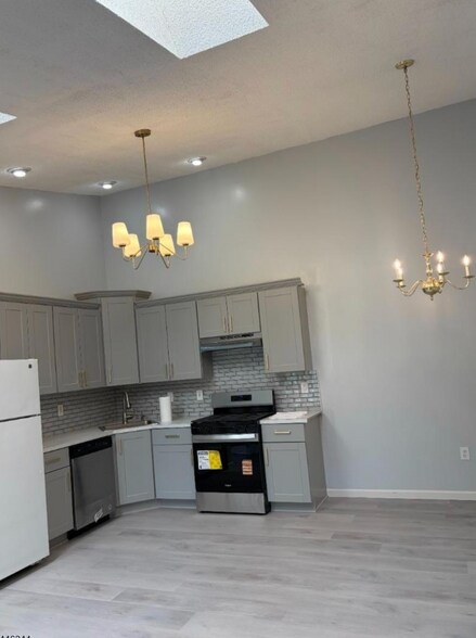 Building Photo - 3214 Winder Dr