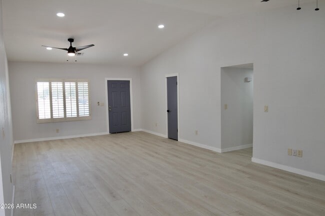 Building Photo - 16801 N 45th Pl