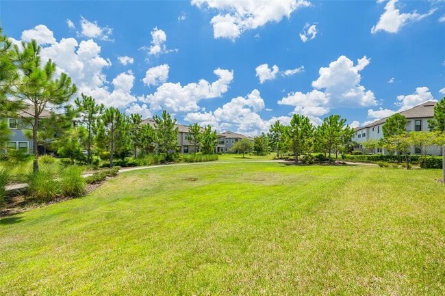 Building Photo - 5005 San Martino Dr