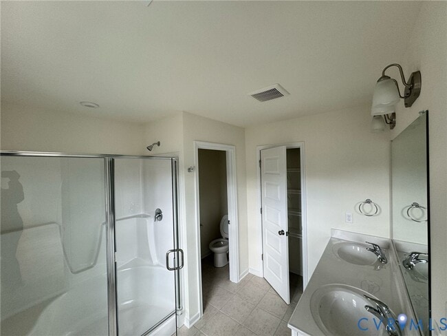 Building Photo - 18633 Palisades Rdg