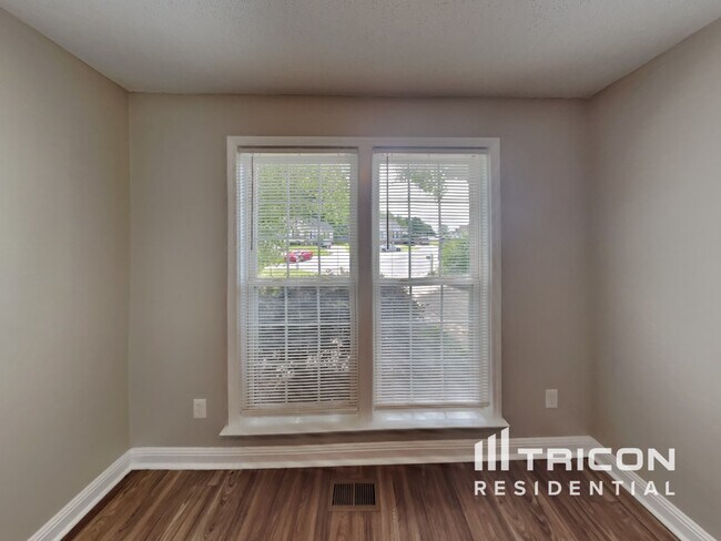 Building Photo - 7205 Spanglers Spring Way
