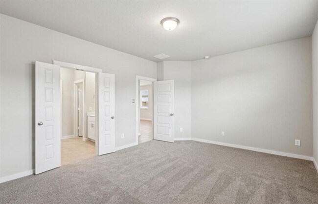 Building Photo - 6744 Chinapkin Oak Ln