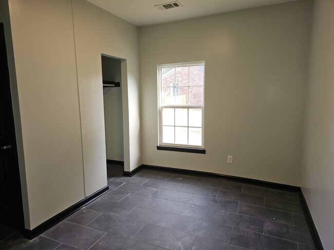 Building Photo - 771 Josephine St