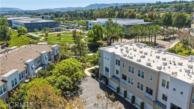 Building Photo - 1 Vantis Dr