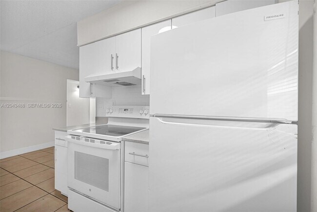 Building Photo - 861 SW 74th Terrace