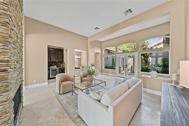 Building Photo - 1311 Panini Dr