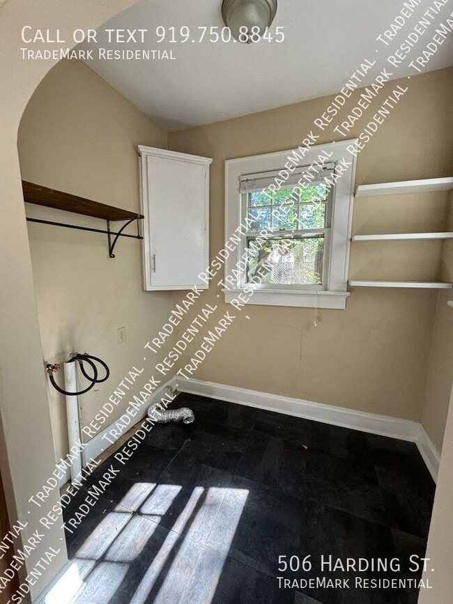 Building Photo - 2 Bedroom House near Mordecai/Downtown Ral...