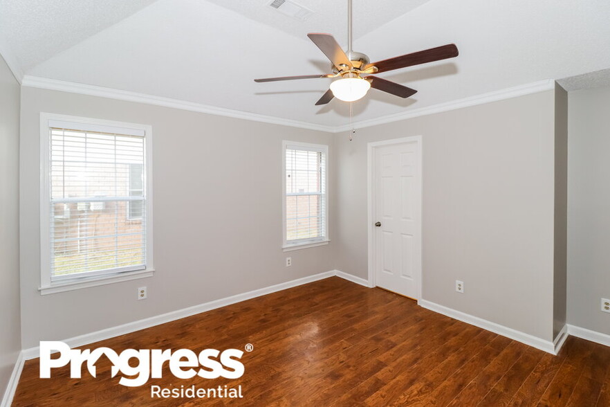 Building Photo - 2268 Lake Hill Ct
