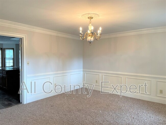 Building Photo - 2470 Valentines Ct