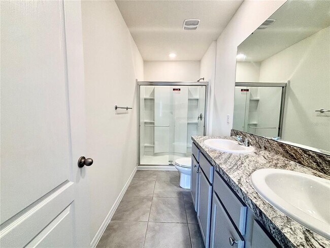 Building Photo - 1232 Yellow Finch Dr