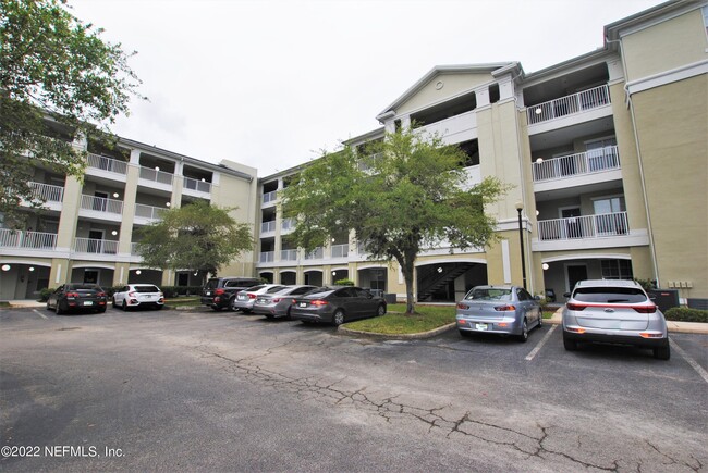 8290 Gate Pkwy W - 8290 Gate Pkwy W Jacksonville FL 32216 | Apartment ...