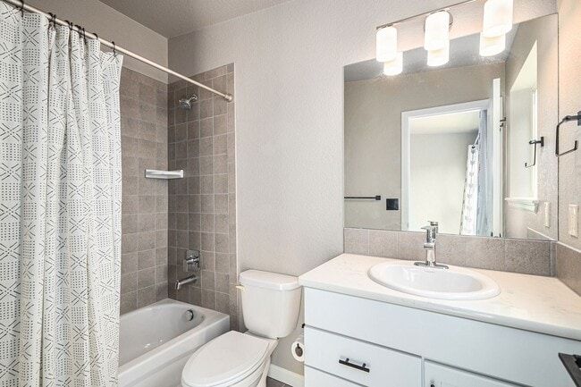 Building Photo - Creekside Townhome with Balconies on Every...
