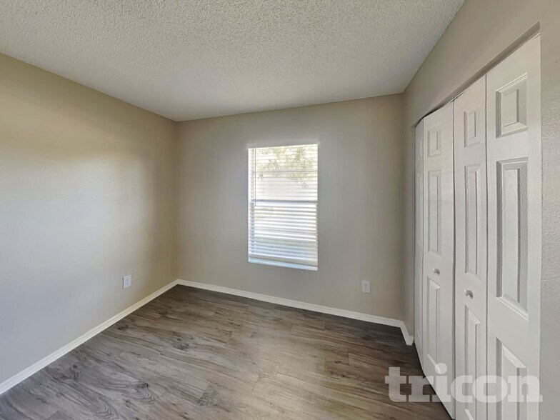 Building Photo - 3181 Clewiston St