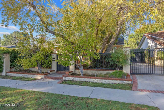 Building Photo - 8369 Sausalito Ave