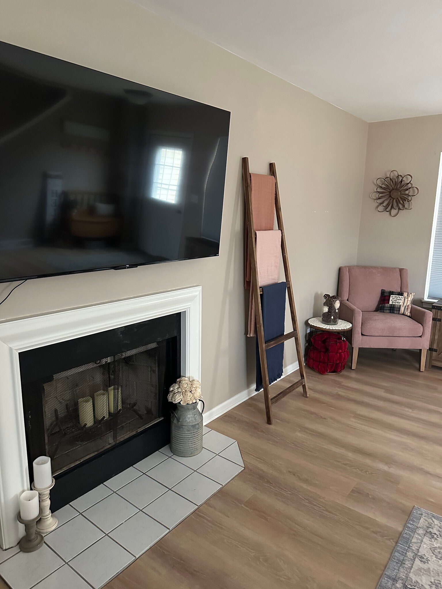 Building Photo - 102 Chancellor Ct