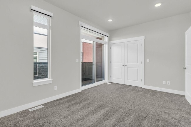 Building Photo - New 2024 Townhome with Office & 2 Car Garage