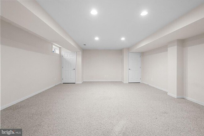 Building Photo - 38 Houser Dr