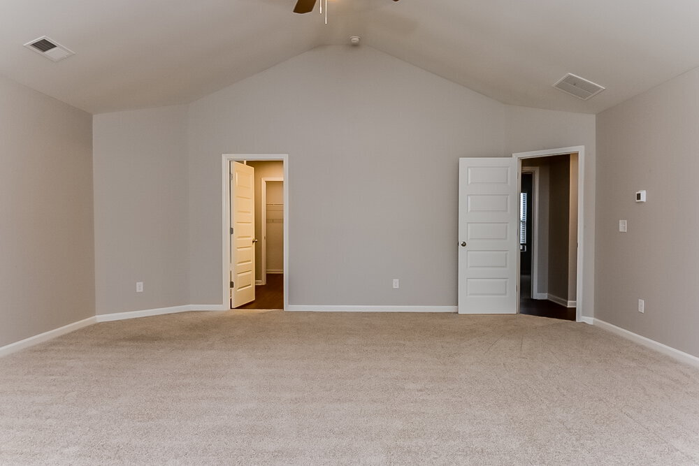 Building Photo - 517 Emporia Loop