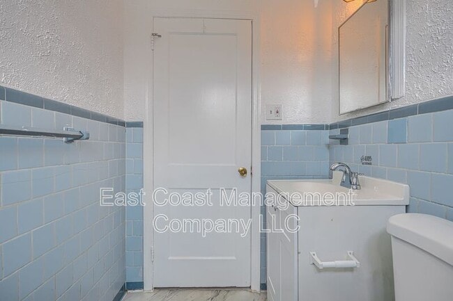 Building Photo - 2230 Coralthorn Rd