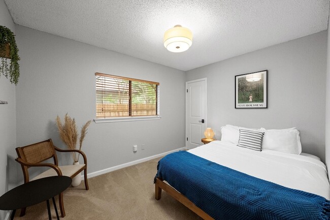 Building Photo - 8406 Copano Dr