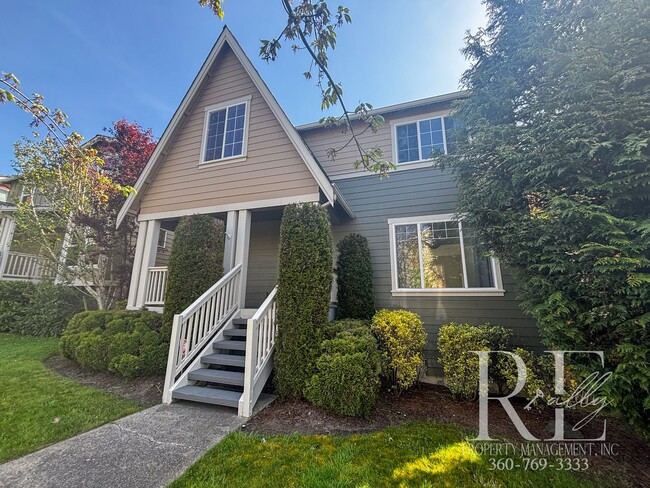 Building Photo - Spacious 3-Bedroom Home in Desirable Manet...