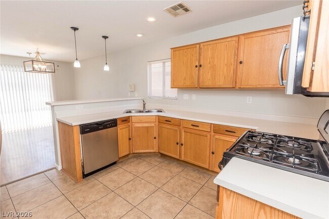 Building Photo - 4515 Grotto Ct