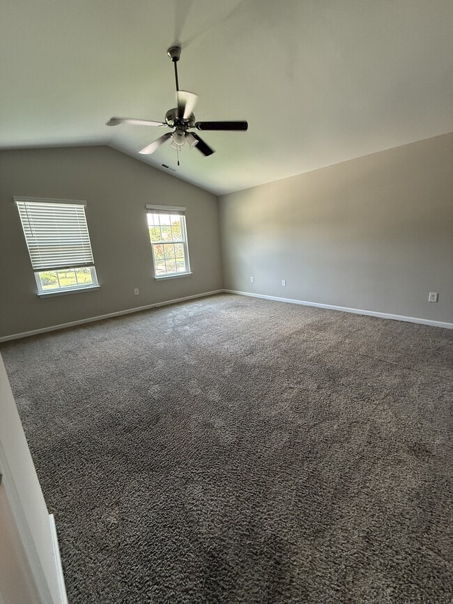 Building Photo - 6855 Coopers Hawk Trail