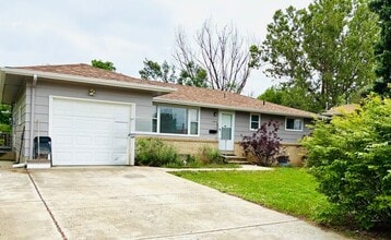 Building Photo - Fantastic 3 Bedroom with a Bonus Room and 1-3/4 Bath Ranch Home with 1 car attached garage - Near...