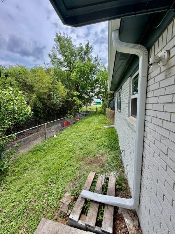 Building Photo - 1814 Martin Luther Dr