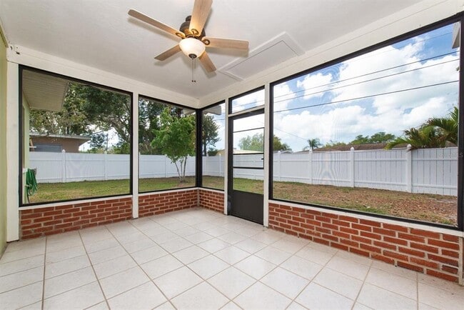 Building Photo - 1040 Britton St