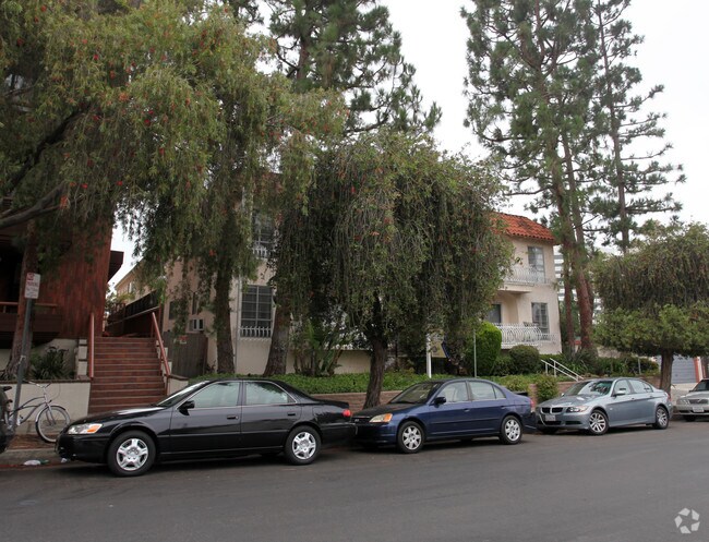 Building Photo - 11988 Kiowa Ave