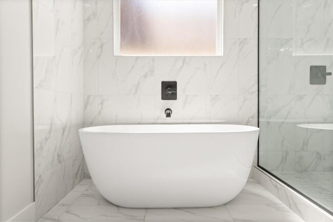 Building Photo - 7213 NW 154th St