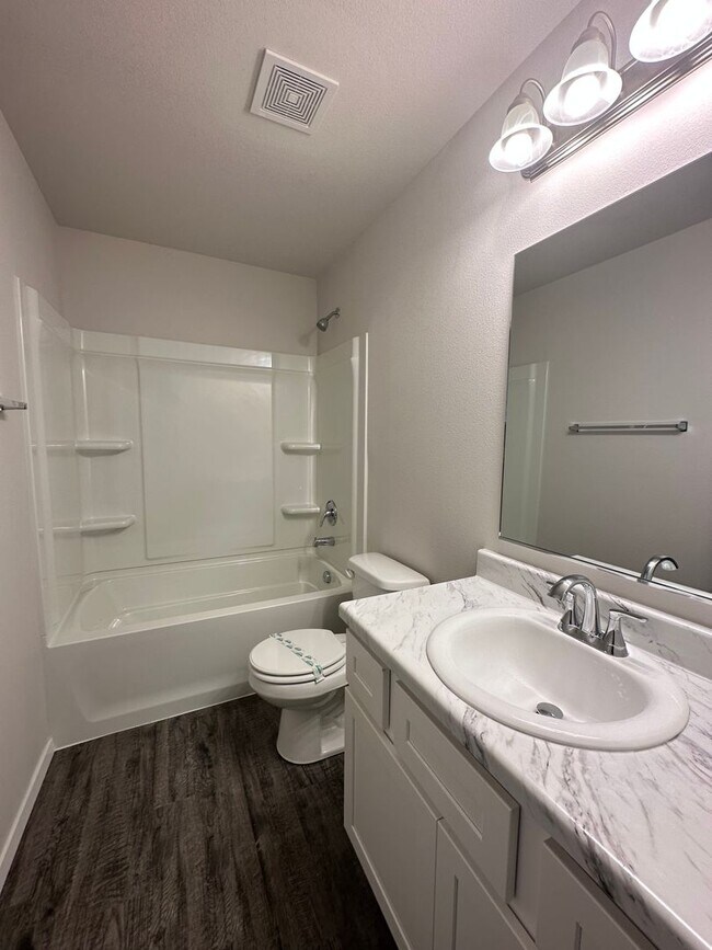 Building Photo - *Tax Relief Special!* NEW Three Bedroom | ...