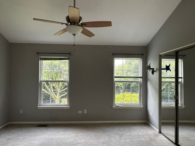 Building Photo - 1622 Orchard Ave