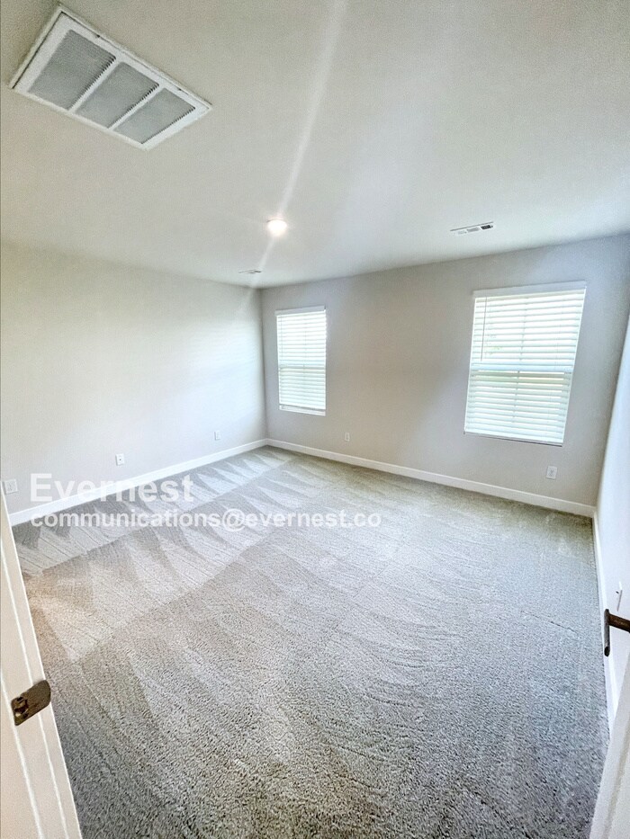 Building Photo - 2660 Thornton Grove Blvd