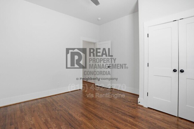 Building Photo - 1607 10th Ave N