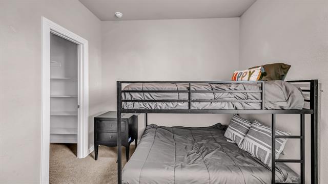 Building Photo - 2357 Longspur Dr