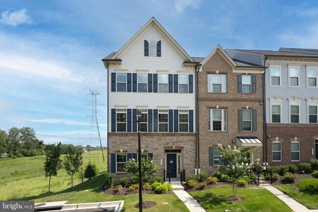 Building Photo - 3923 Cooks Ln
