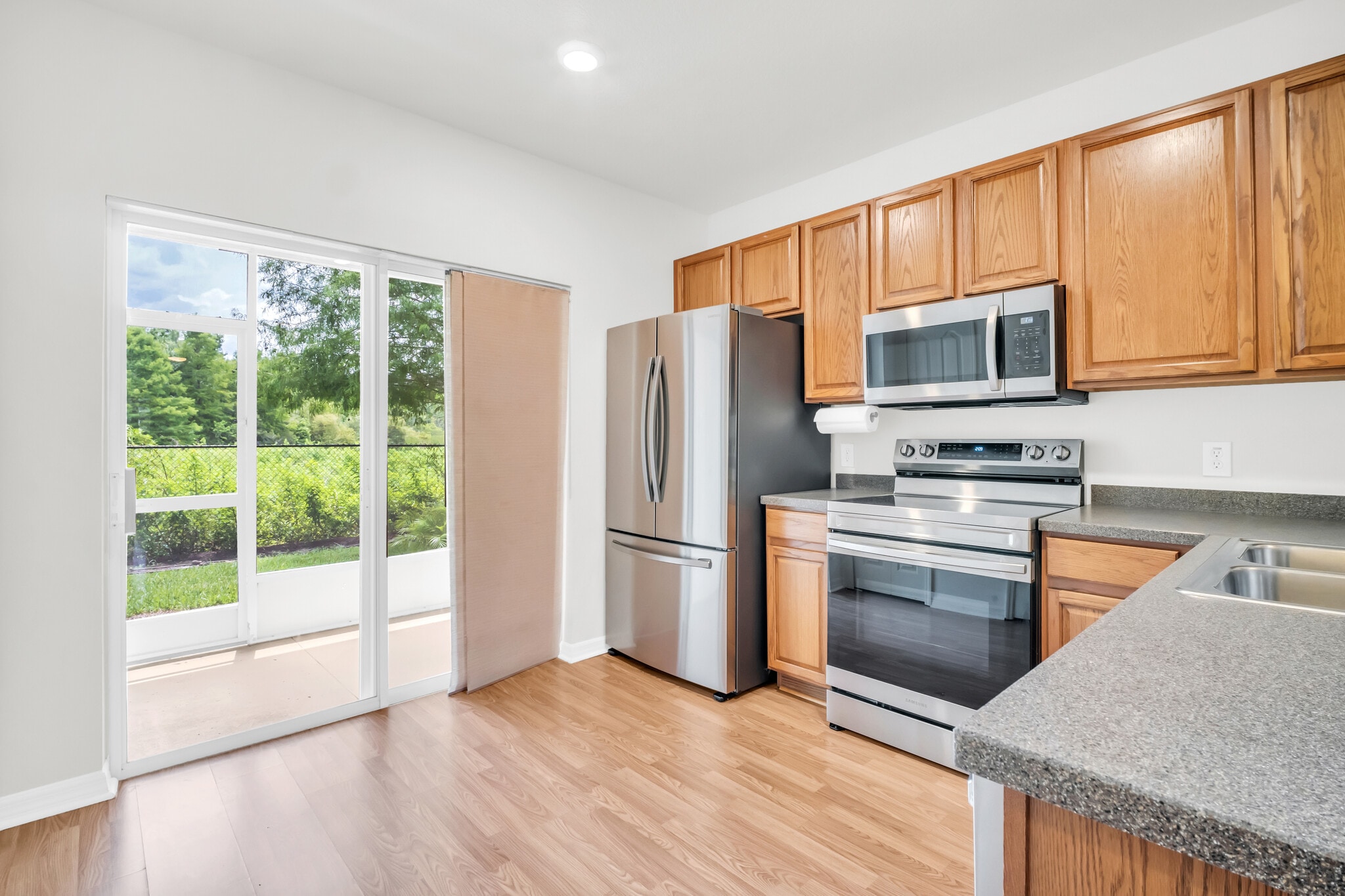 Building Photo - 1749 Sedgefield Ct