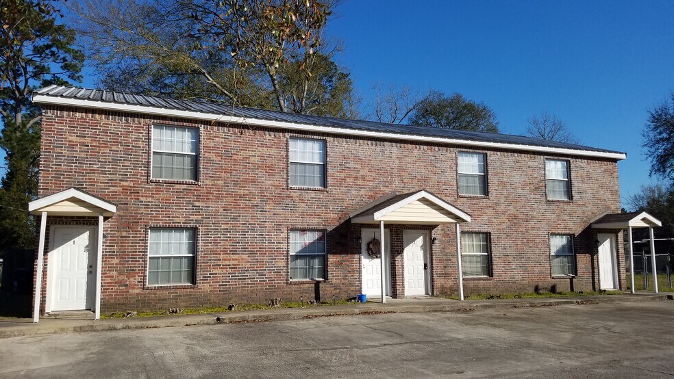 301 E. Elizabeth St. Sulphur La - 301 E Elizabeth St