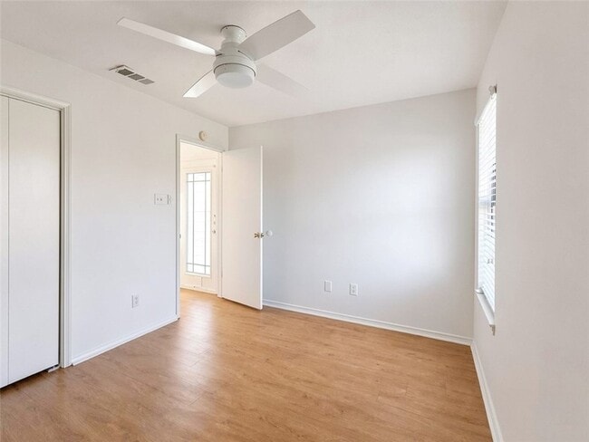 Building Photo - 15334 Barataria Dr