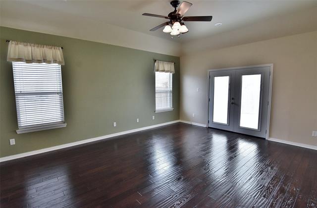 Building Photo - 2911 Velero