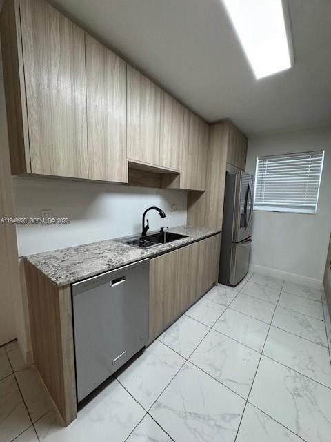 Building Photo - 211 SE 3rd St