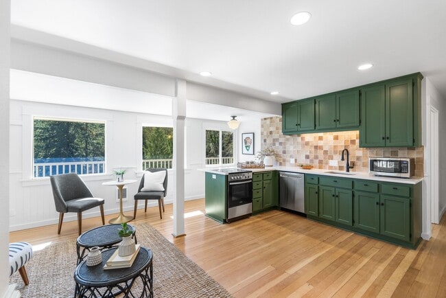 Building Photo - Freshly Remodeled Stunner Perched on the H...