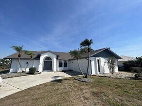 Building Photo - $1,975 ** ANNUAL ** Available 10/1/26 - Newly Renovated ** 3/2 Single Family Home with Oversized ...